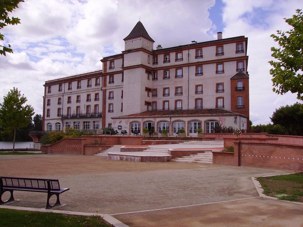 Hotel Le Moulin De Муасак Экстерьер фото